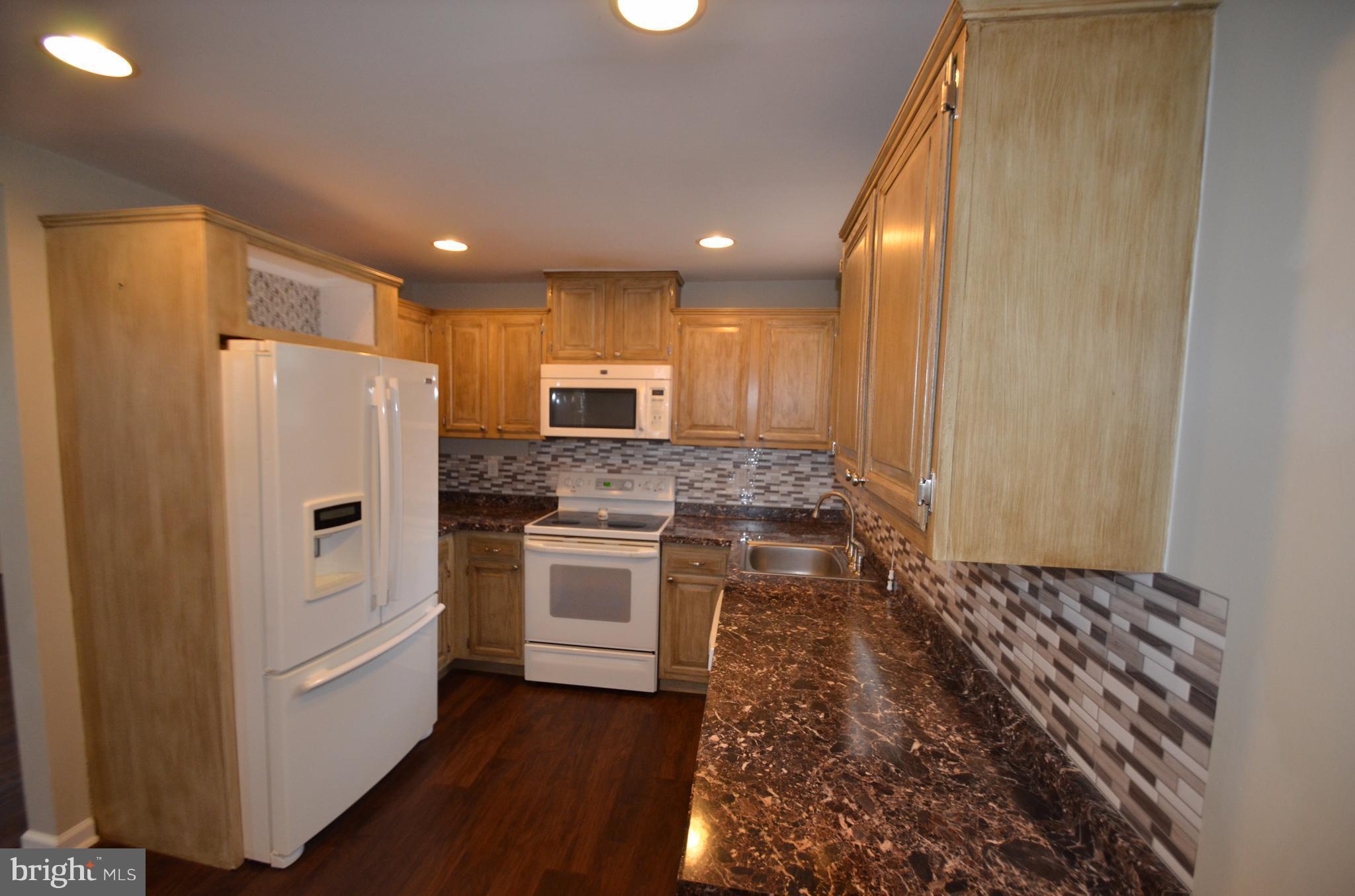 7701 Carter Road Sykesville, MD 21784 - Photo 10 of 24 Kitchen