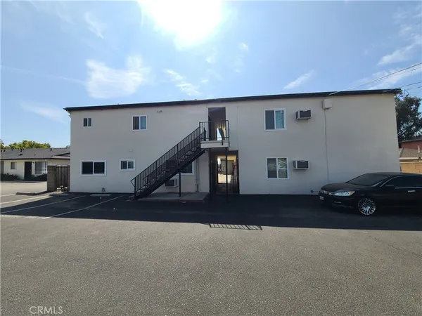 $1,595 | 1248 West Stoneridge Court, Ontario, CA 91762