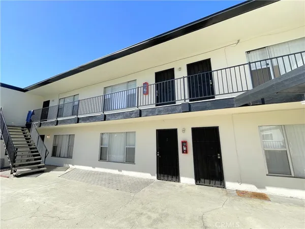 $1,595 | 1248 West Stoneridge Court, Ontario, CA 91762