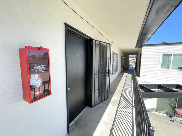 $1,595 | 1248 West Stoneridge Court, Ontario, CA 91762