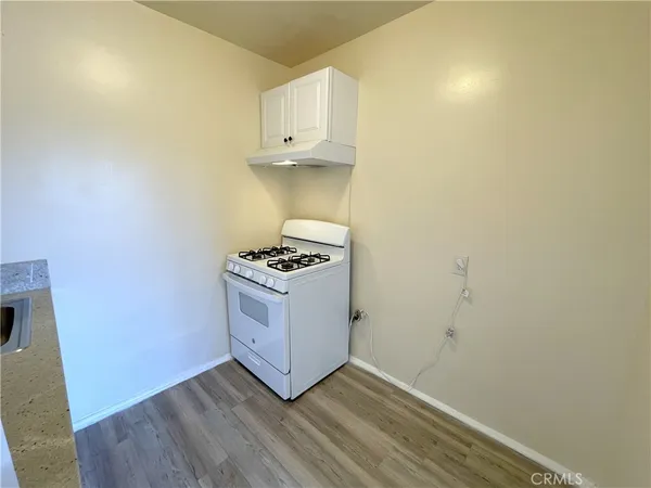 $1,595 | 1248 West Stoneridge Court, Ontario, CA 91762