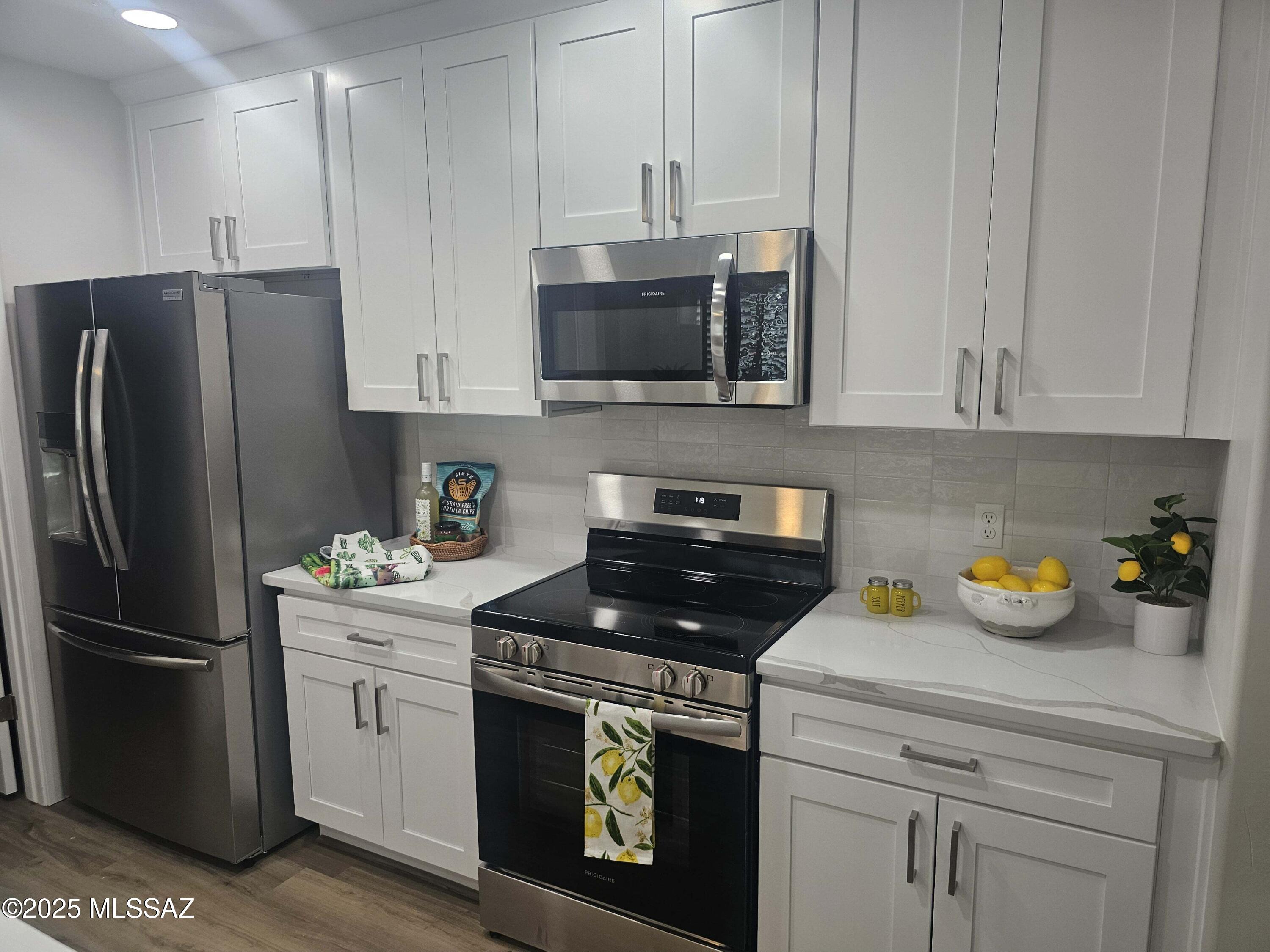 2020 East River Road, Unit 102 Tucson, AZ 85718 - Photo 5 of 21