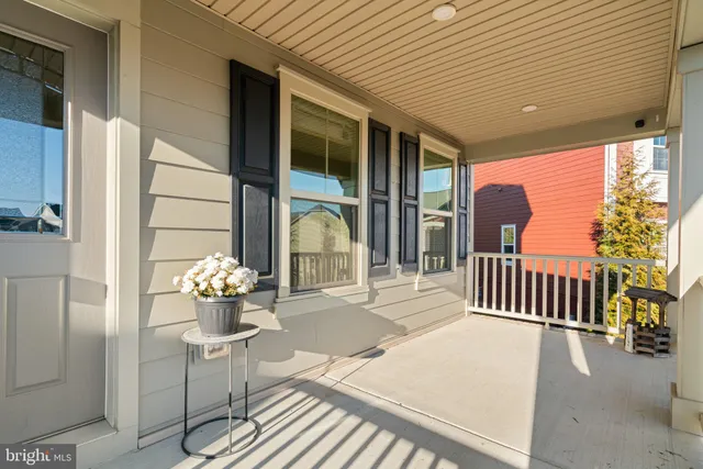 $815,000 | 2044 Scarlet Pine Road, Dumfries, VA 22026