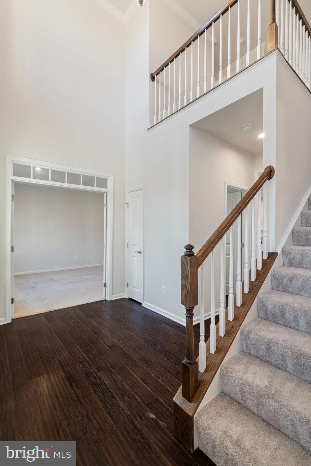 2044 Scarlet Pine Road Dumfries, VA 22026 - Photo 3 of 85