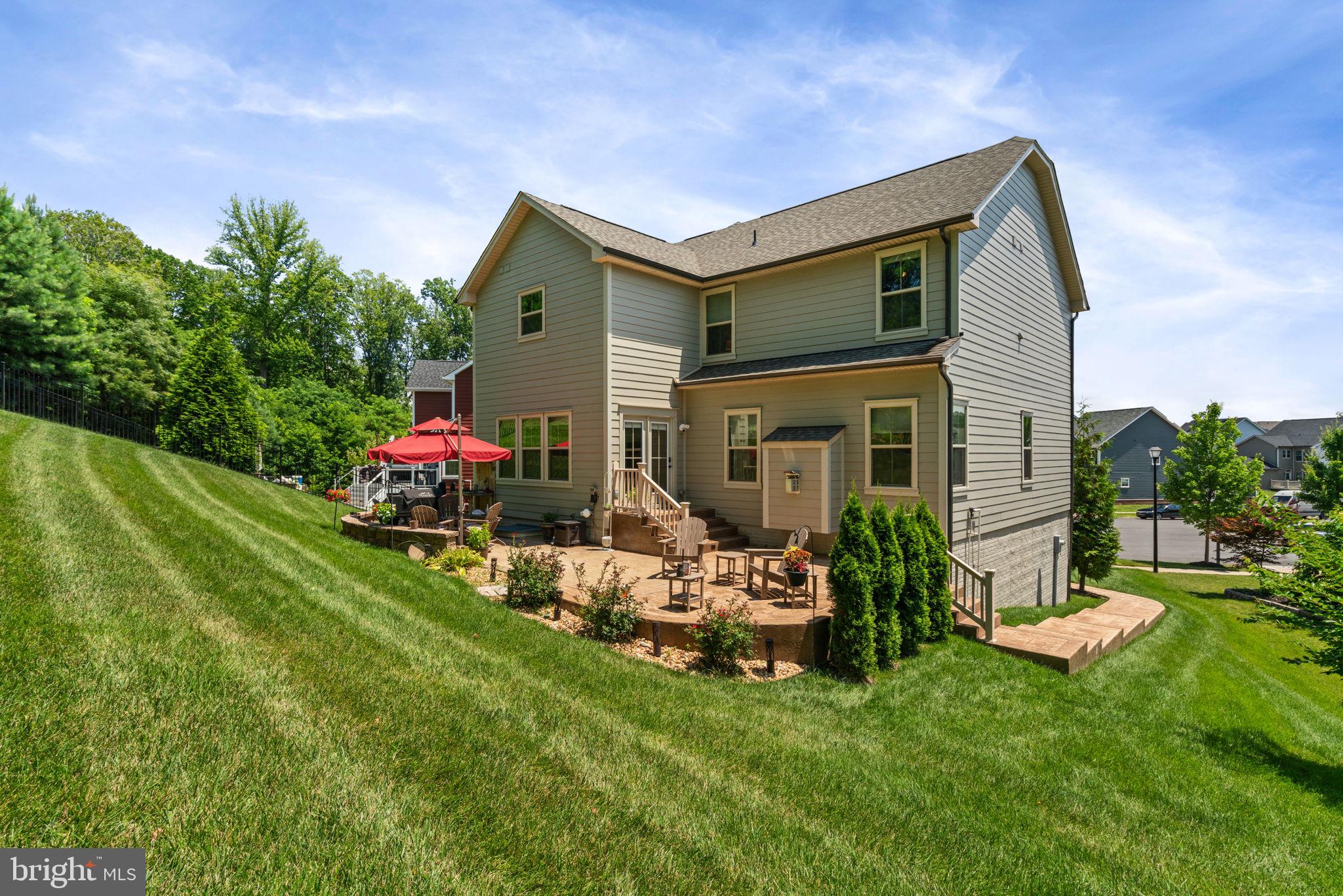 2044 Scarlet Pine Road Dumfries, VA 22026 - Photo 57 of 85 Summer time