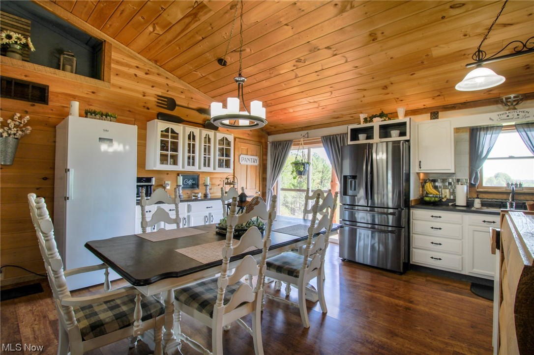953 Windy Ridge Road Vincent, OH 45784 - Photo 8 of 30 Dining Room