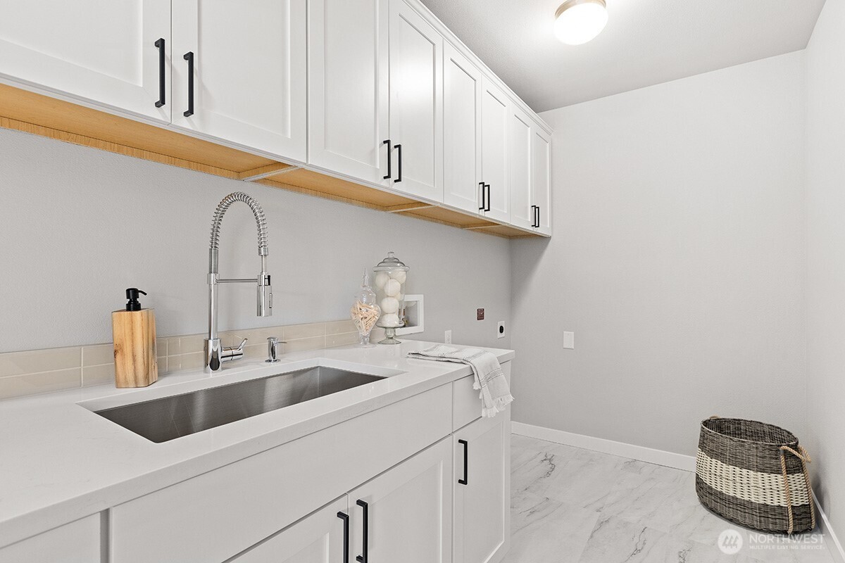 7907 South 132nd Street Seattle, WA 98178 - Photo 22 of 40