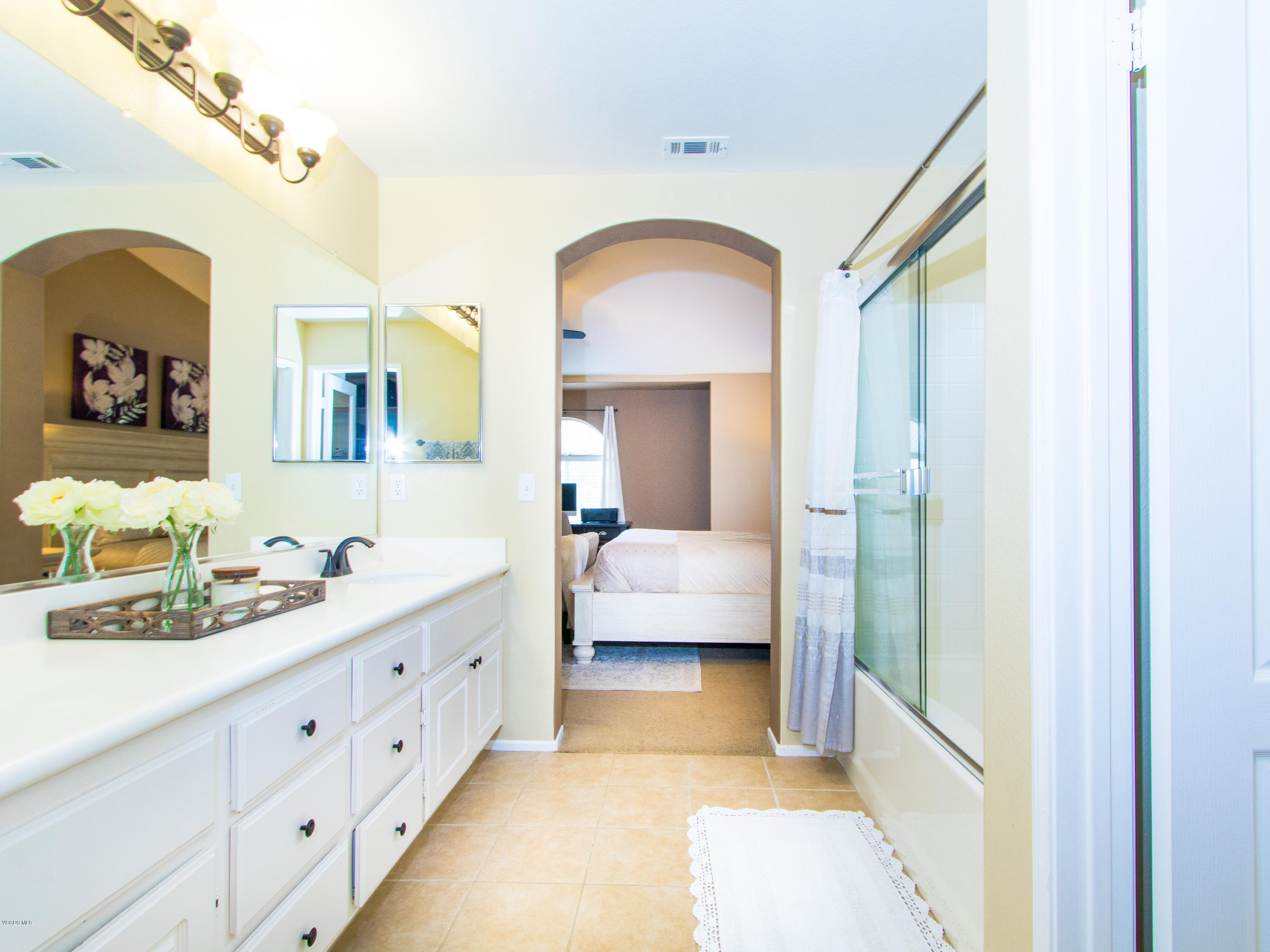 761 Galerita Street Oxnard, CA 93030 - Photo 8 of 35 IMG_5881-22