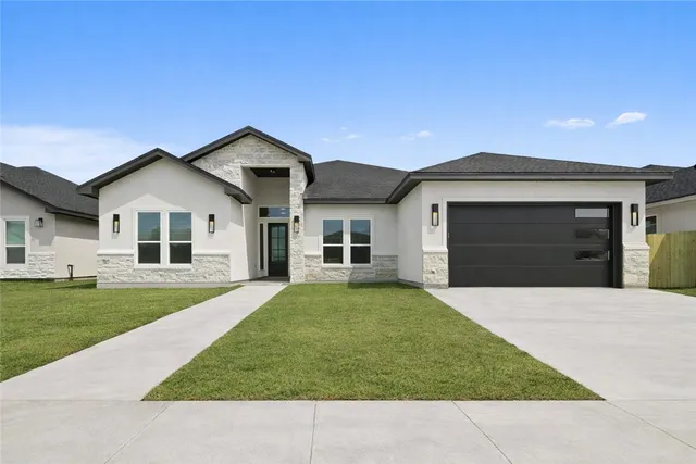 $579,900 | 1477 Irigoyen Court, Corpus Christi, TX 78415