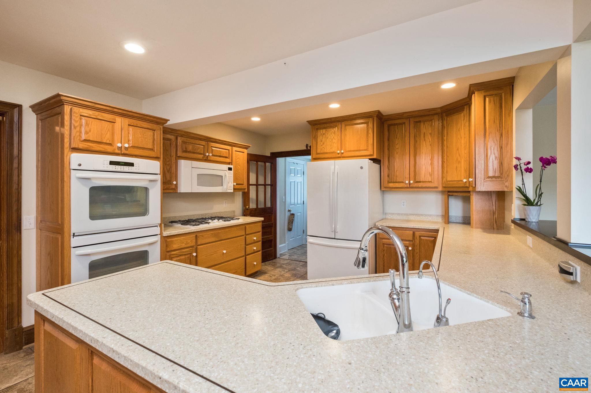 295 Fairground Road Pratts, VA 22731 - Photo 11 of 62