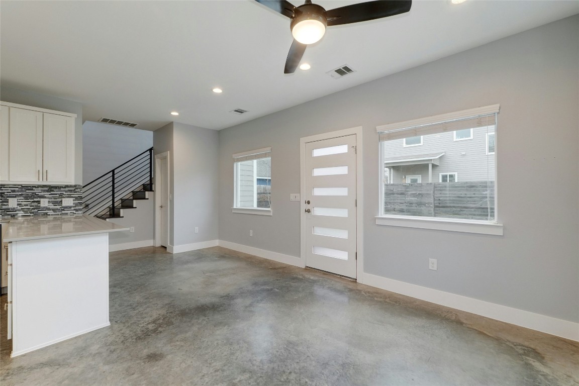 6902 Carver Avenue, Unit B Austin, TX 78752 - Photo 20 of 38