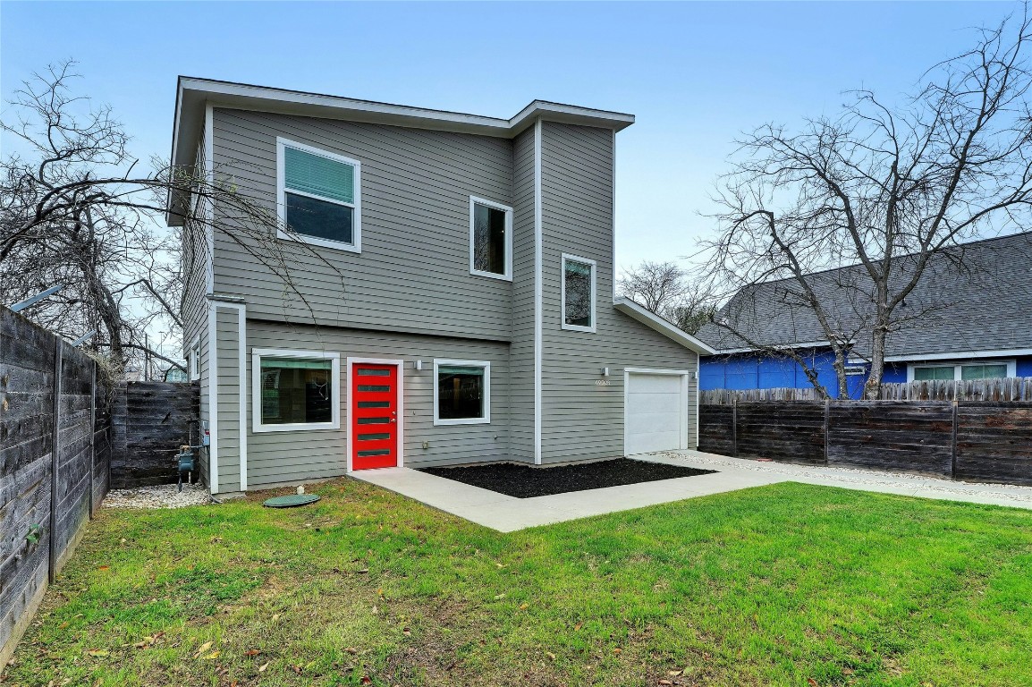 6902 Carver Avenue, Unit B Austin, TX 78752 - Photo 2 of 38