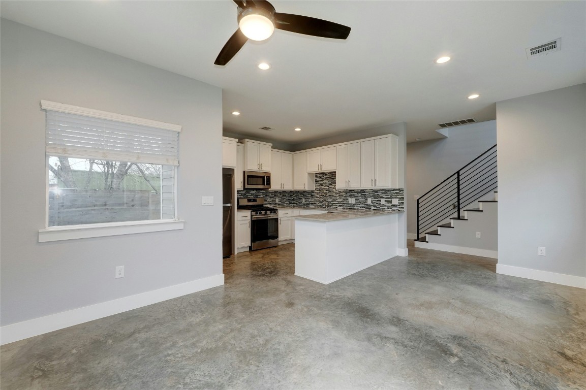 6902 Carver Avenue, Unit B Austin, TX 78752 - Photo 21 of 38