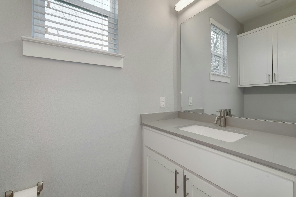 6902 Carver Avenue, Unit B Austin, TX 78752 - Photo 22 of 38 Downstairs Half Bath
