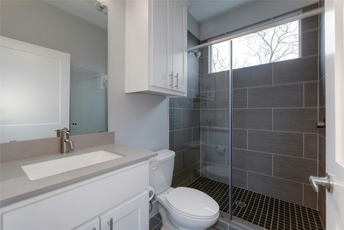 6902 Carver Avenue, Unit B Austin, TX 78752 - Photo 24 of 38