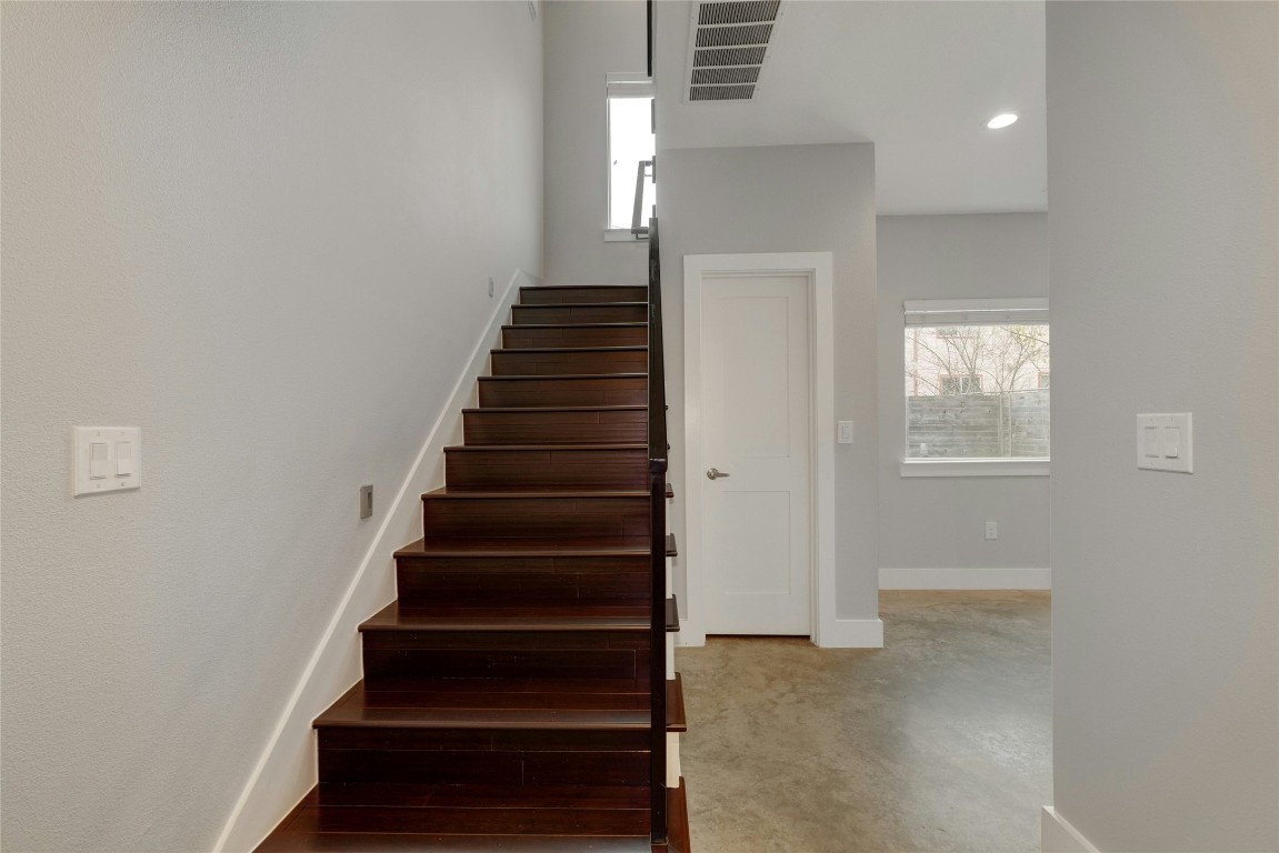 6902 Carver Avenue, Unit B Austin, TX 78752 - Photo 31 of 38