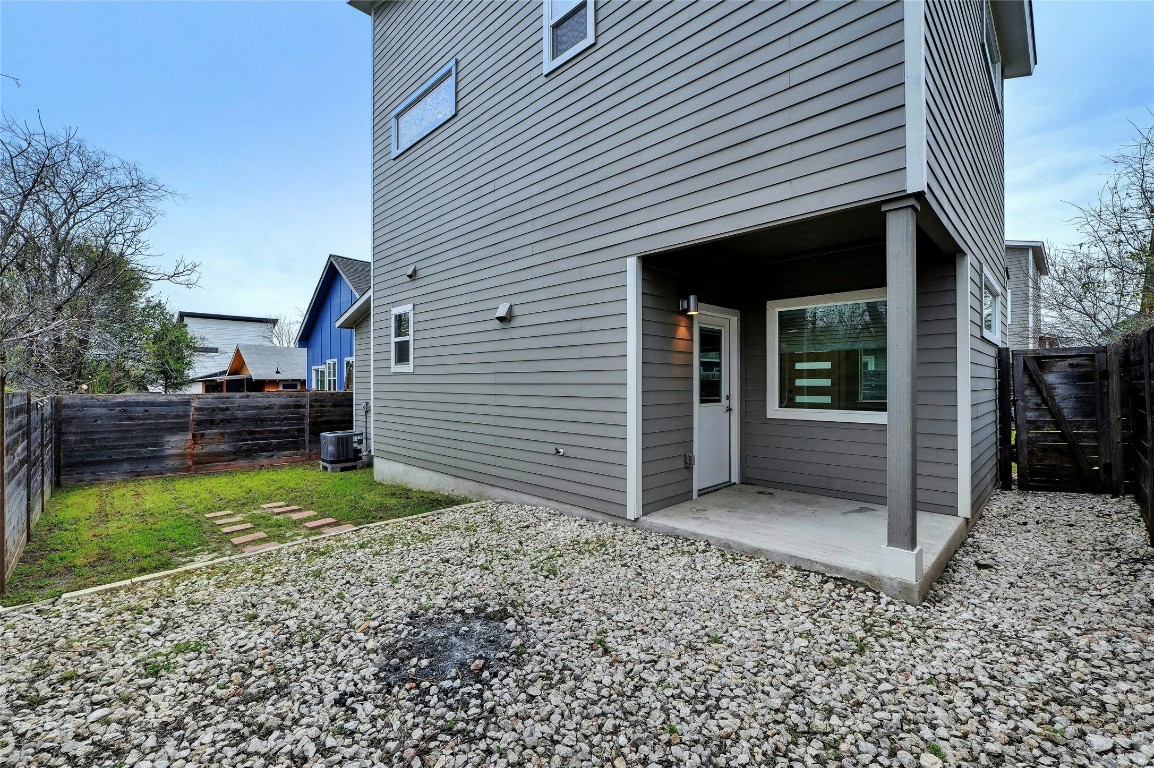 6902 Carver Avenue, Unit B Austin, TX 78752 - Photo 33 of 38 Private Backyard