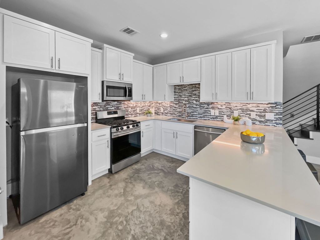 6902 Carver Avenue, Unit B Austin, TX 78752 - Photo 10 of 38