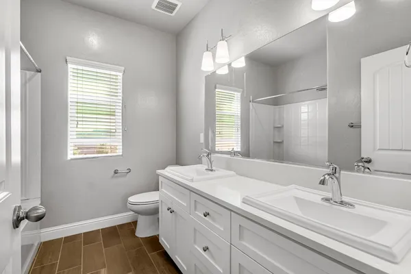 $525,000 | 4158 Duncan Avenue, Clovis, CA 93619