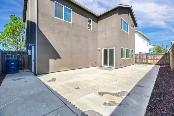 $525,000 | 4158 Duncan Avenue, Clovis, CA 93619