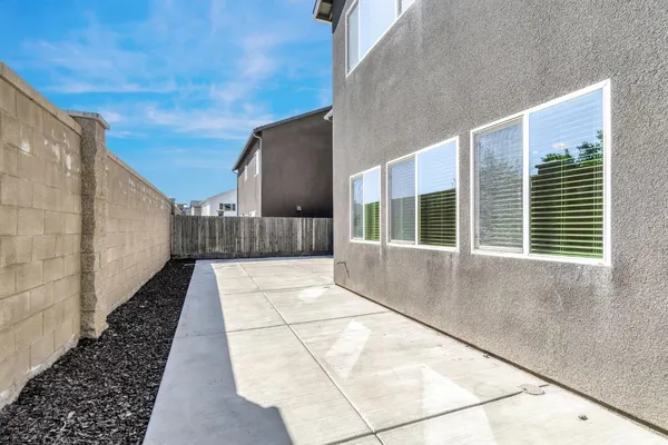 $525,000 | 4158 Duncan Avenue, Clovis, CA 93619