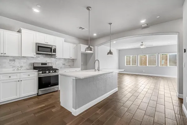 $525,000 | 4158 Duncan Avenue, Clovis, CA 93619