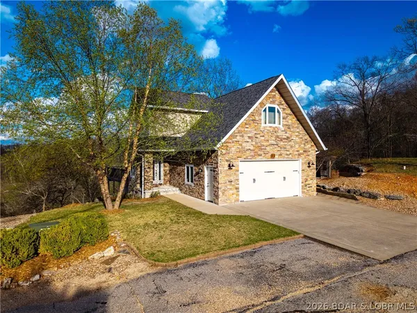 $659,900 | 22 Great Escapes Lane, Camdenton, MO 65020