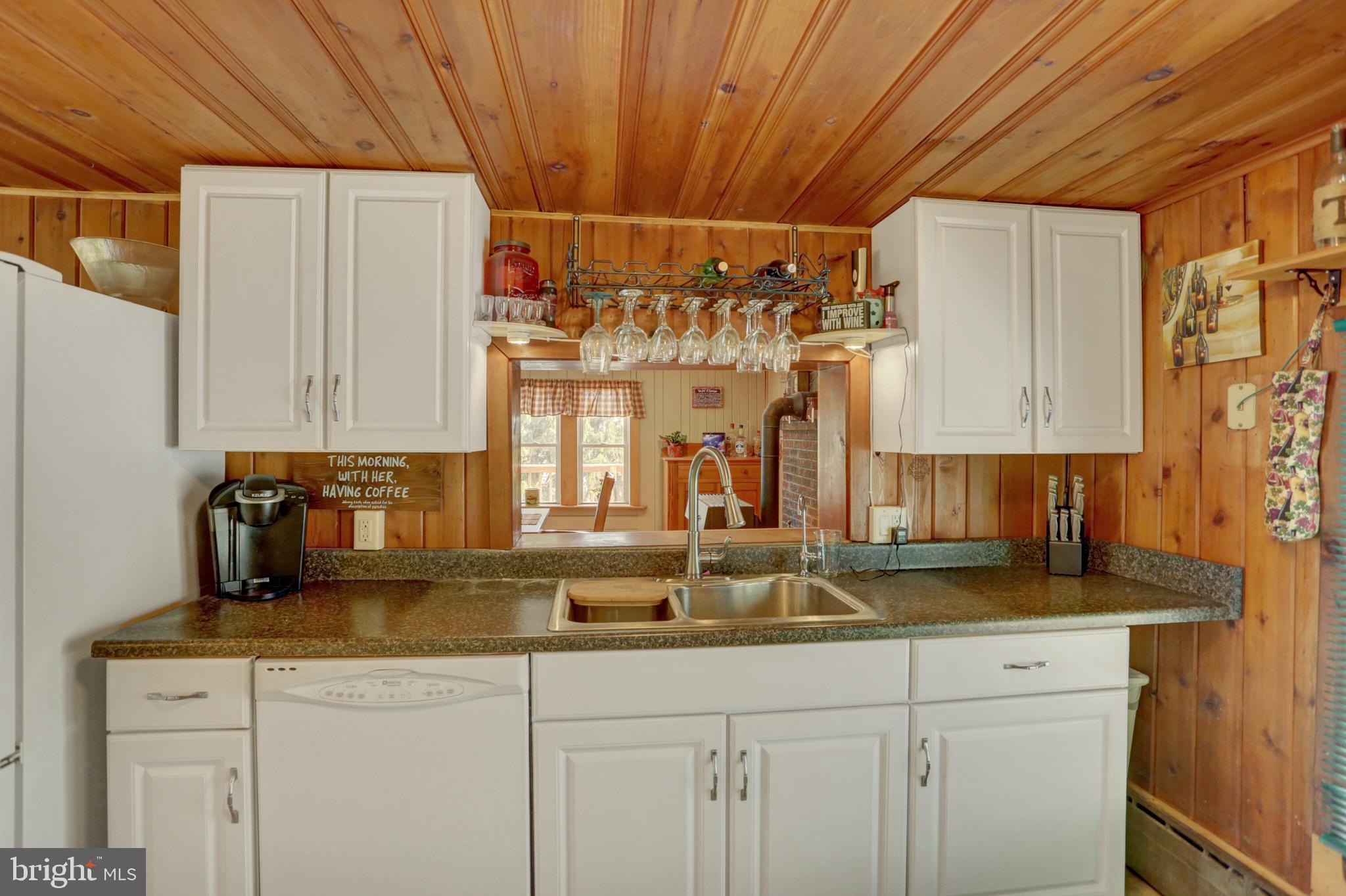 32 Paradise Road Duncannon, PA 17020 - Photo 3 of 52 Gallery Image 3