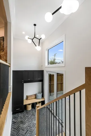 $1,899,999 | 518 North Oakley Boulevard, Chicago, IL 60612