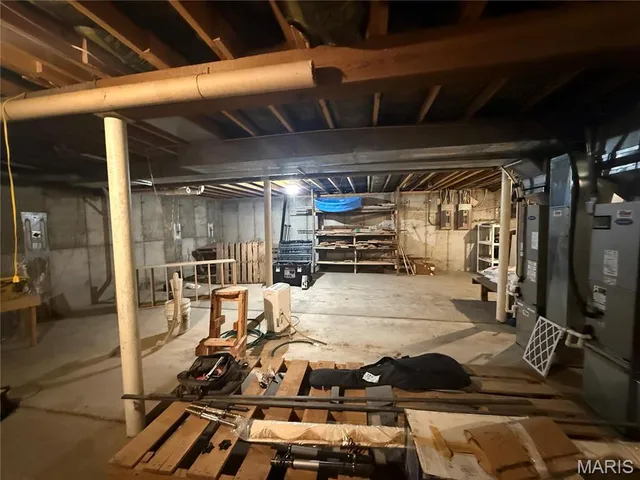 $180,000 | 115 Sharon Drive, Montgomery City, MO 63361