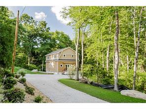 8 Gershwin Road Westerly, RI 02891 - Photo 1 of 25