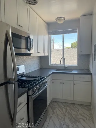 $1,395 | 1809 East 4th Street, Unit 5, Long Beach, CA 90802