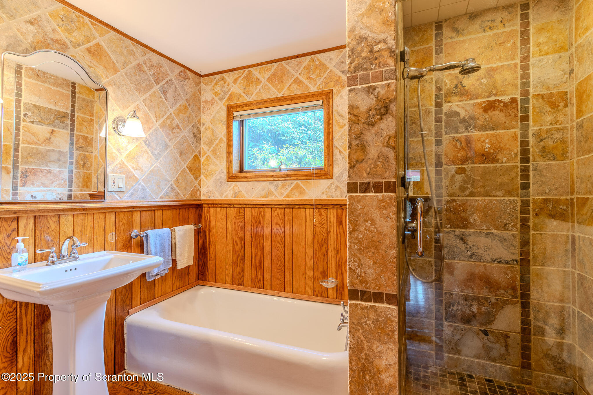 105 Grimms Road Honesdale, PA 18431 - Photo 38 of 107 Main House first full bath