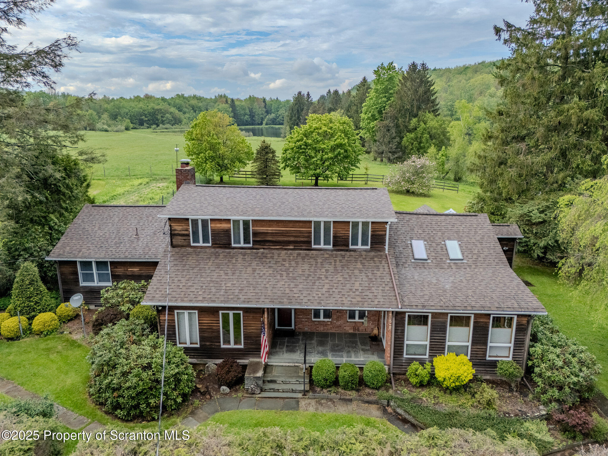 105 Grimms Road Honesdale, PA 18431 - Photo 4 of 107 MAIN HOUSE