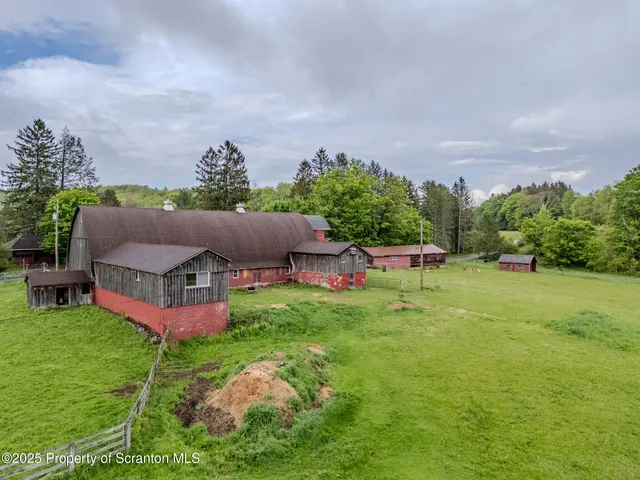 $1,700,000 | 105 Grimms Road, Honesdale, PA 18431