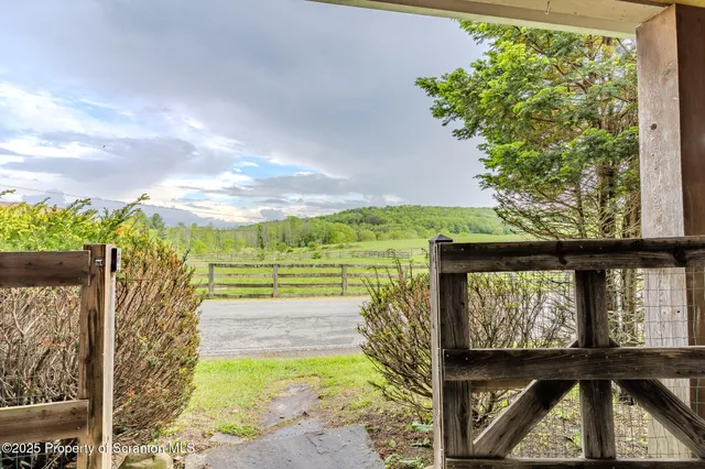 $1,700,000 | 105 Grimms Road, Honesdale, PA 18431