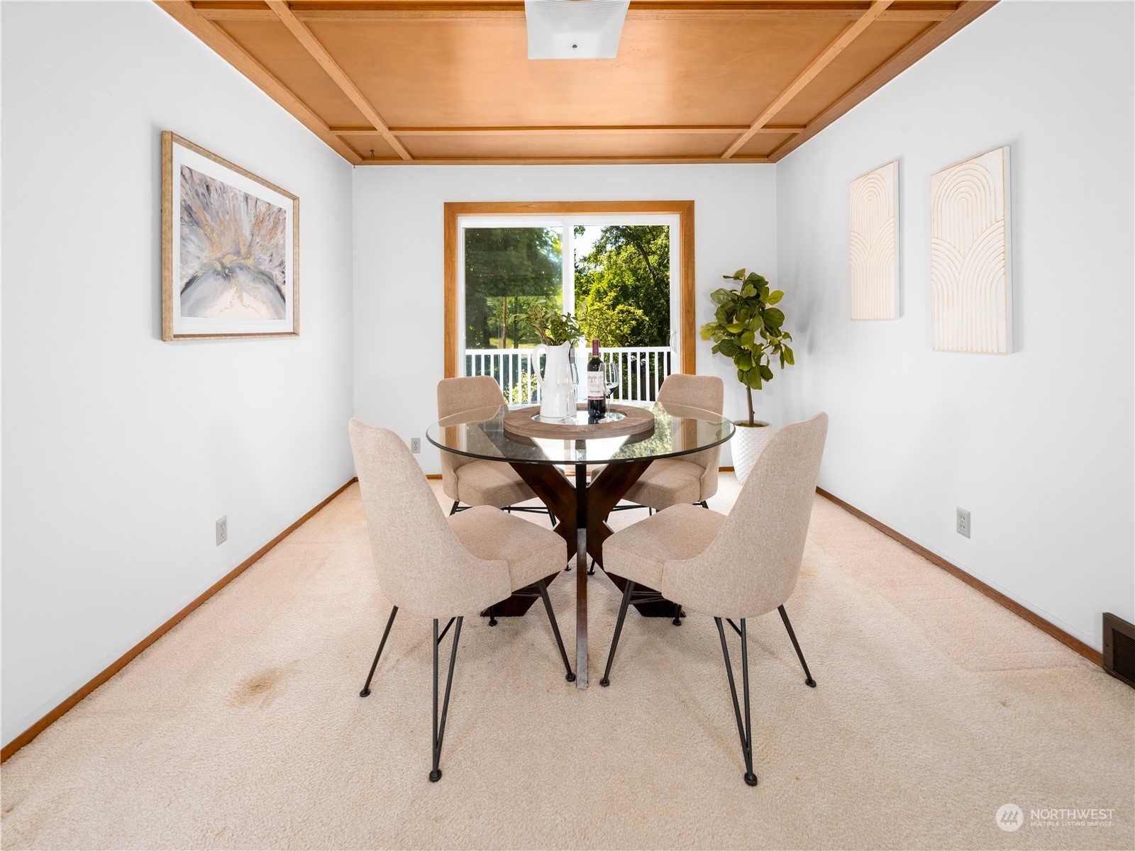 1067 View Ridge Drive Oak Harbor, WA 98277 - Photo 5 of 16 Gallery Image 5