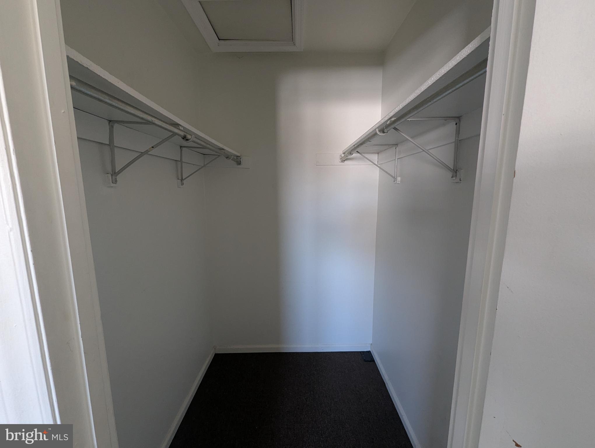 136 Colonial Square Drive Lindenwold, NJ 08021 - Photo 8 of 11