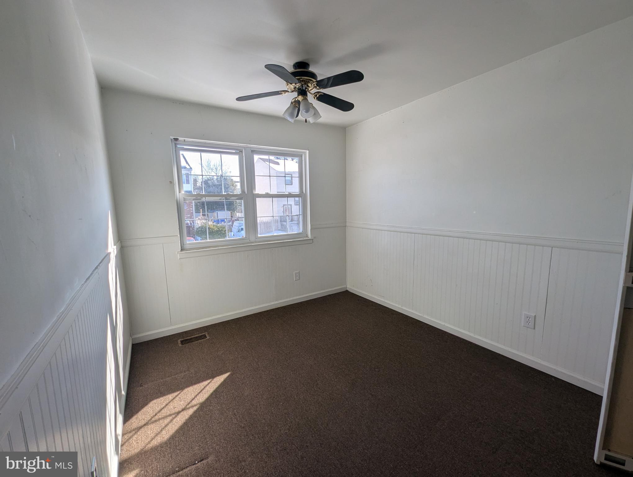 136 Colonial Square Drive Lindenwold, NJ 08021 - Photo 9 of 11