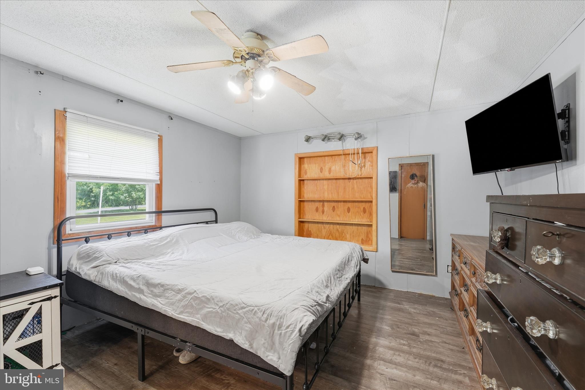 14316 Tower Road Smithsburg, MD 21783 - Photo 23 of 49 Primary Bedroom