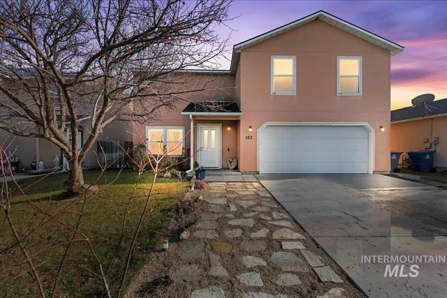 $435,999 | 123 Parkland Way, Caldwell, ID 83605