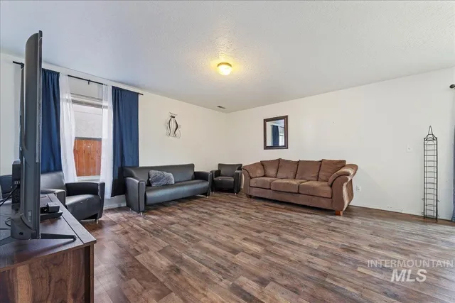 $435,999 | 123 Parkland Way, Caldwell, ID 83605