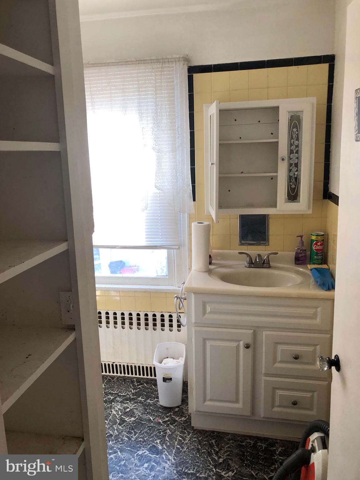 319 Atlantic Street Bridgeton, NJ 08302 - Photo 20 of 49 bathroom, 2nd floor