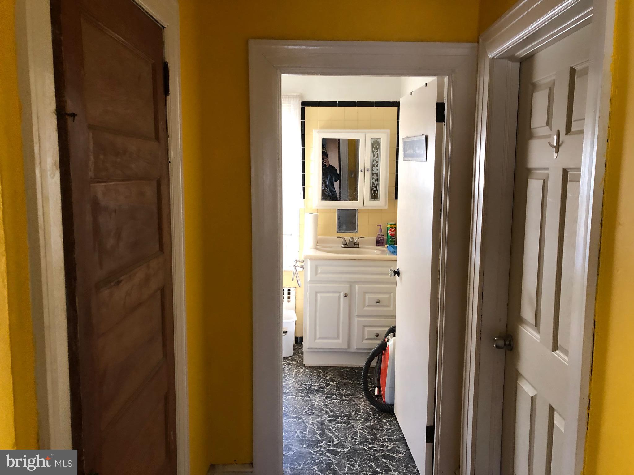 319 Atlantic Street Bridgeton, NJ 08302 - Photo 22 of 49 bathroom, 2nd floor