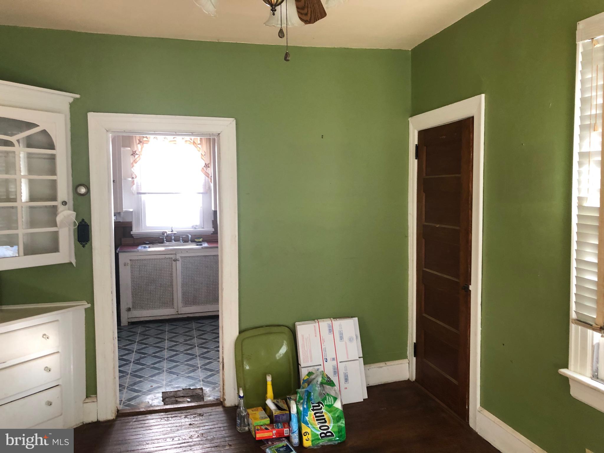 319 Atlantic Street Bridgeton, NJ 08302 - Photo 5 of 49 dining room looking into kitchen