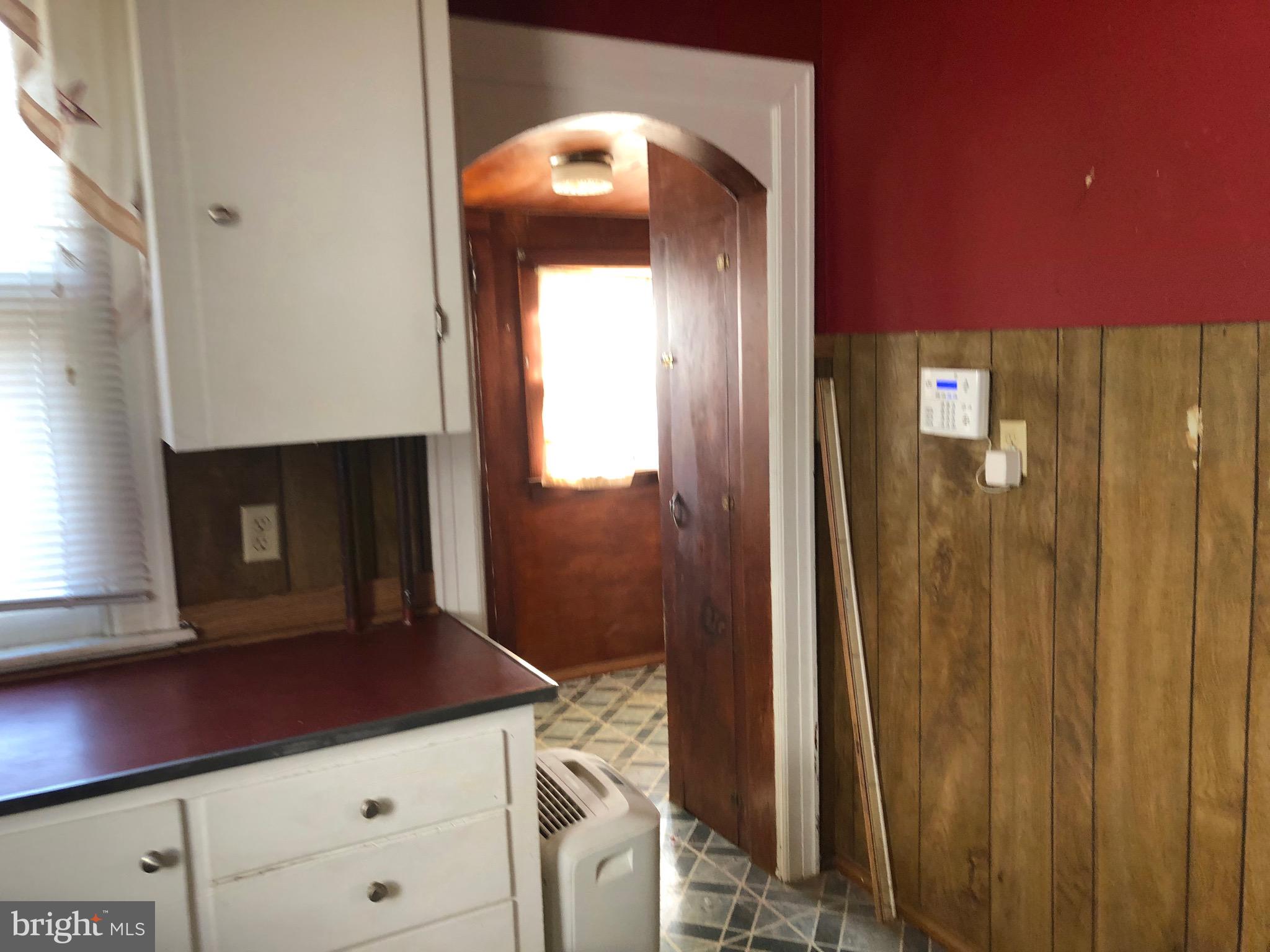 319 Atlantic Street Bridgeton, NJ 08302 - Photo 8 of 49 kitchen