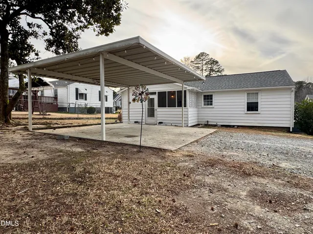$250,000 | 902 Joyner Street, Clayton, NC 27520