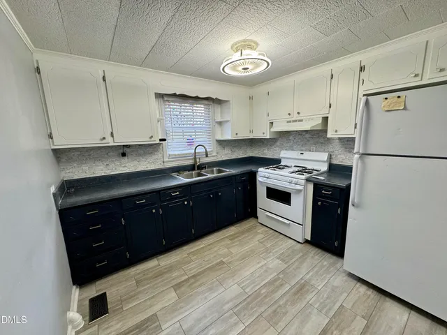 $250,000 | 902 Joyner Street, Clayton, NC 27520