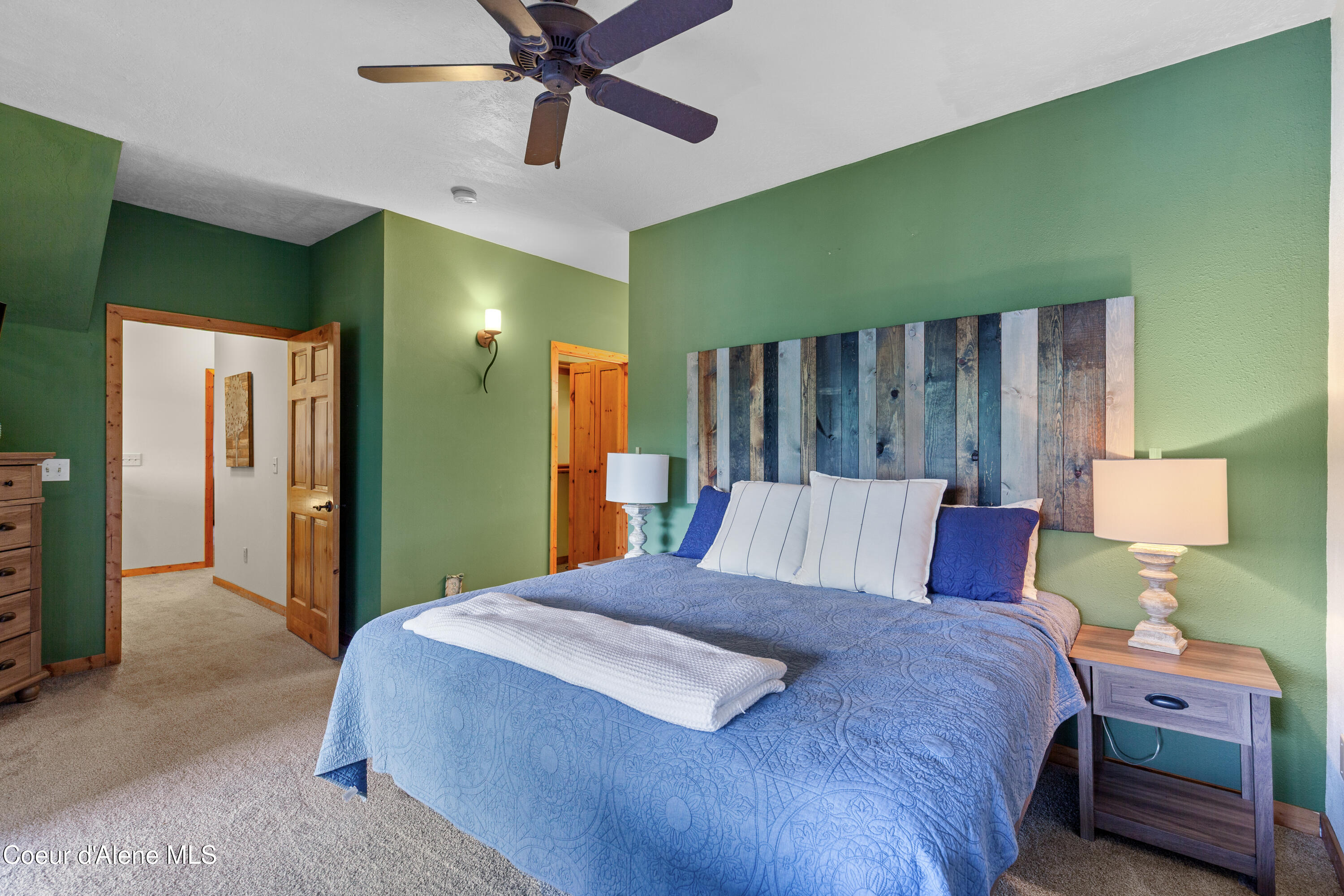 8247 West Shorecrest Road Coeur D'Alene, ID 83814 - Photo 14 of 54 MASTER BEDROOM