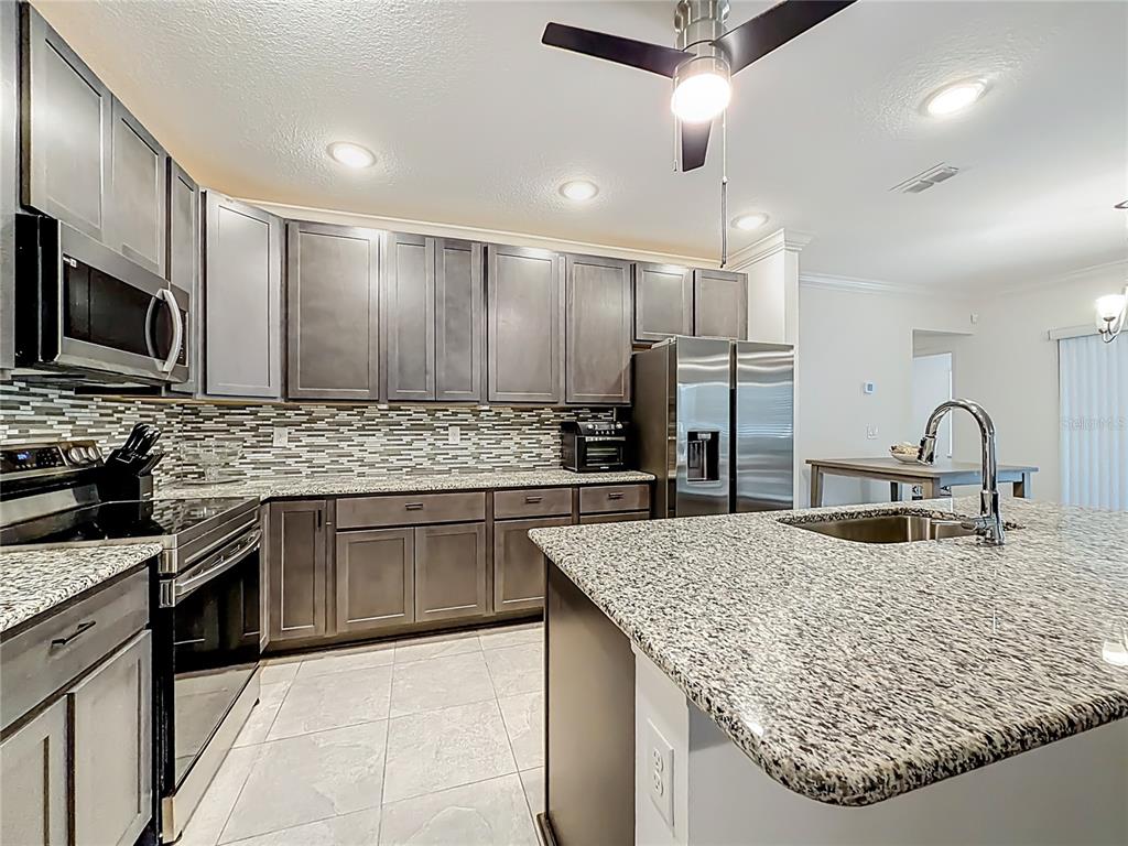 17479 Macassar Road Weeki Wachee, FL 34614 - Photo 21 of 60